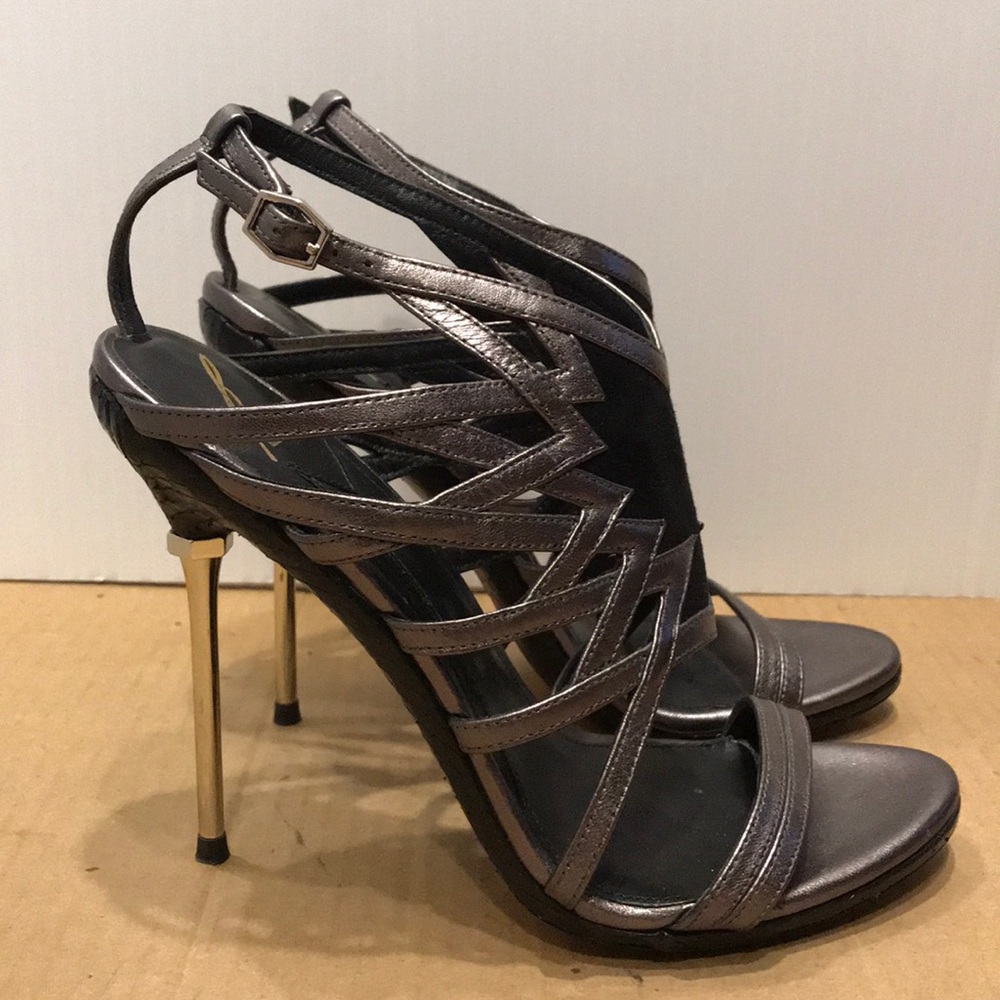 Brian Atwood Heels - Picture 4 of 10
